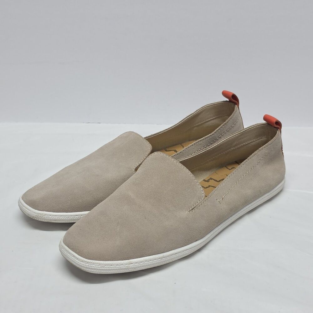 Dolce Vita Loafers Womens 9 Gray Suede Shoes Slip On Flats Casual Comfy